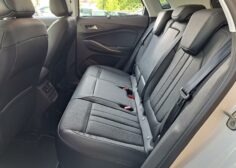 Opel Grandland X Hybrid Ultimate 1.6 300 CV - photo 9