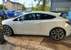 Opel ASTRA OPC 2.0 280 CV - photo 4