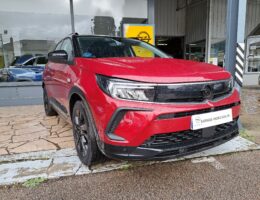 Grandland Hybride 13 500 kms
