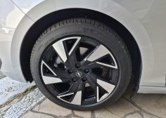 Opel Astra Hybride GS 145 CV Auto - photo 6